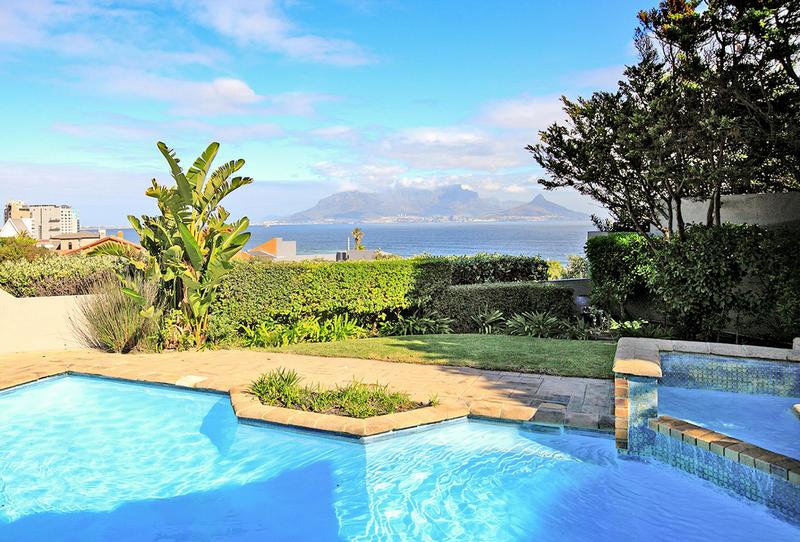 4 Bedroom Property for Sale in Bloubergstrand Western Cape